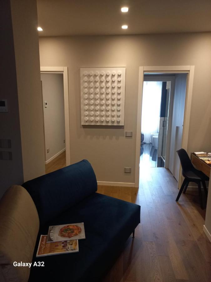 Nuova Cafe' Suite Salice Terme Exterior foto